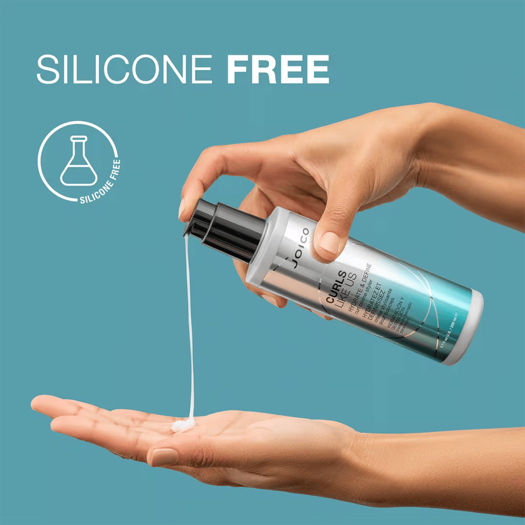 Joico Curls Like Us krema za stiliziranje kovrča- prikaz u ruci